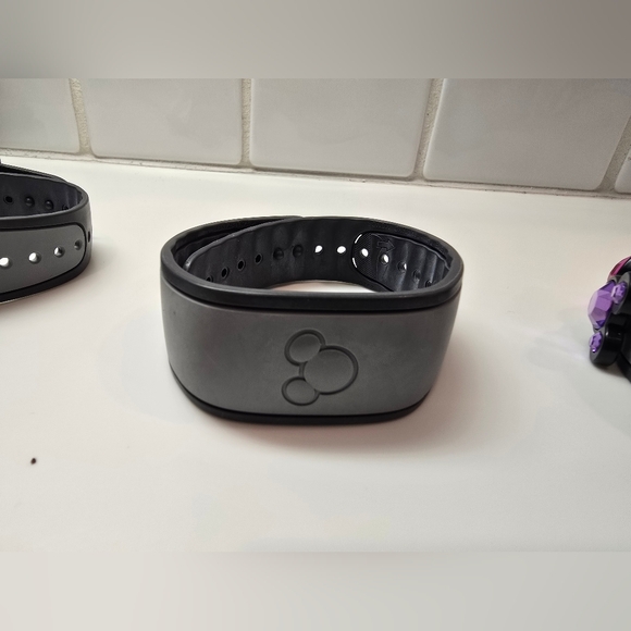 Vintage Disney Magic Bands (3) - Picture 5 of 9